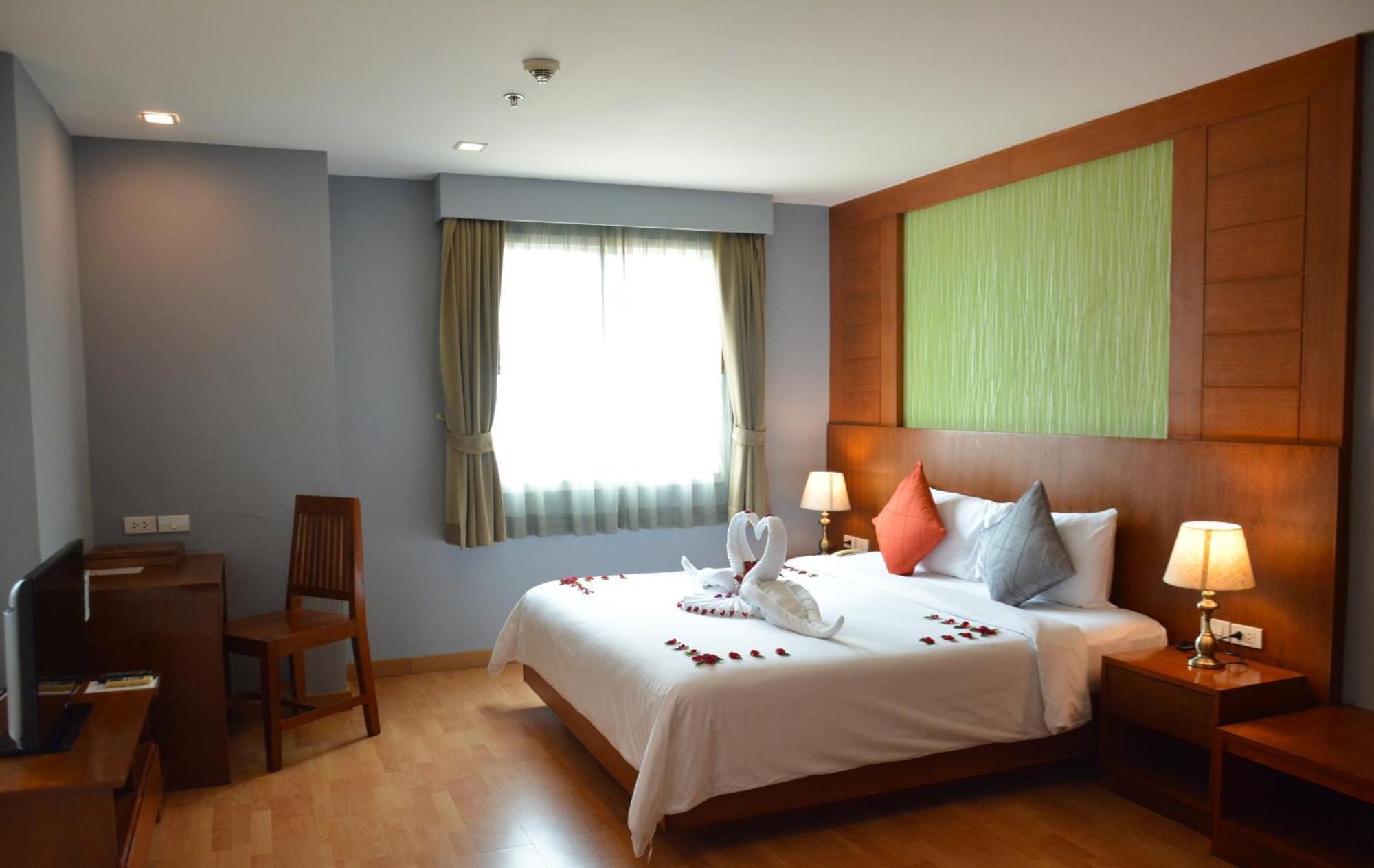 Elite Suites Patong By Bauman Residence Экстерьер фото